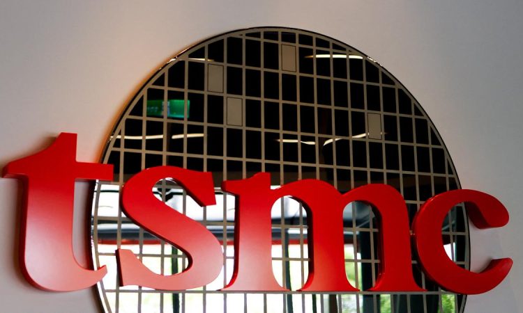 TSMC headquarters building with AI chip production background – highlighting TSMC Q3 profit forecast