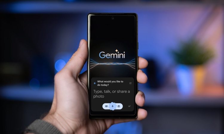 Gemini AI replacing Google Assistant interface on Android smartphone screen