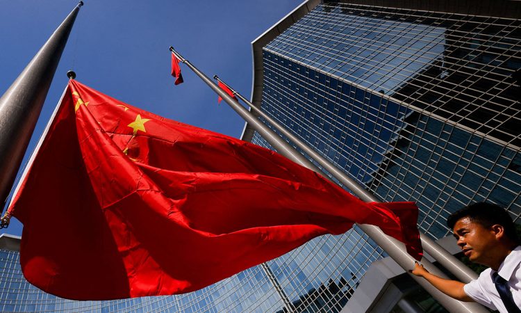 Young professionals exploring China’s K visa opportunities for foreign tech talent in STEM fields