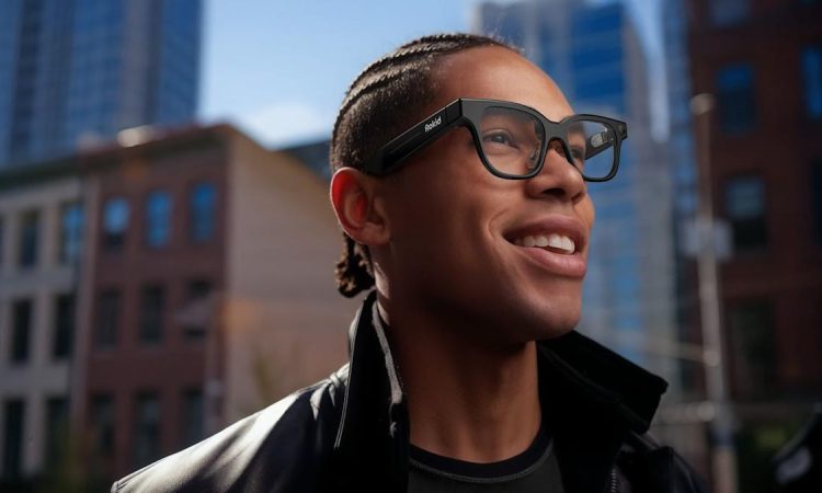 Concept design of Samsung smart glasses 2026 with AR display features